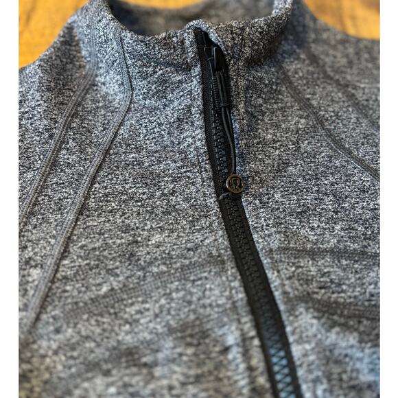 Lululemon Womens Define Jacket Dark Gray/Black Heathered Thumbholes Pockets 10 - Picture 2 of 9